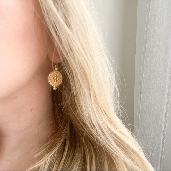 Gold Artemis bee Lira coin micropave earrings - Picture 4 of 4